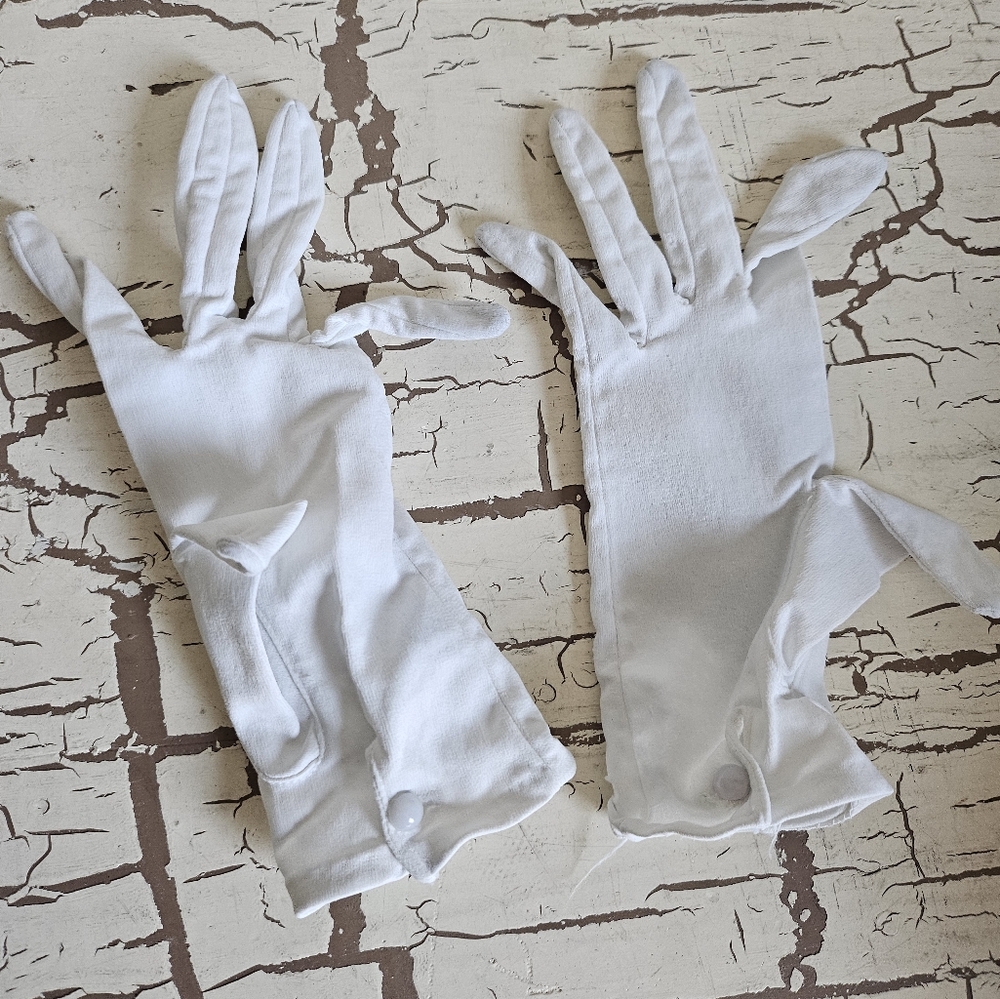 3/$15 Vintage Gloves Made in Belgium for Foleys